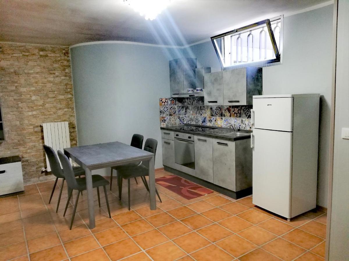 La Taverna Appartamento Scala a Chiocciola Follonica Exterior foto